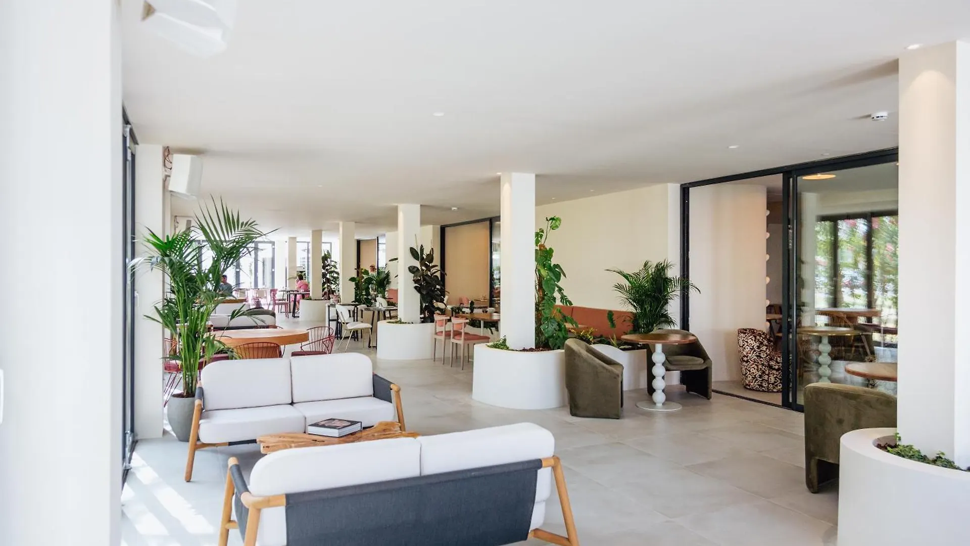Pacha Hotel Ibiza Town 4*,